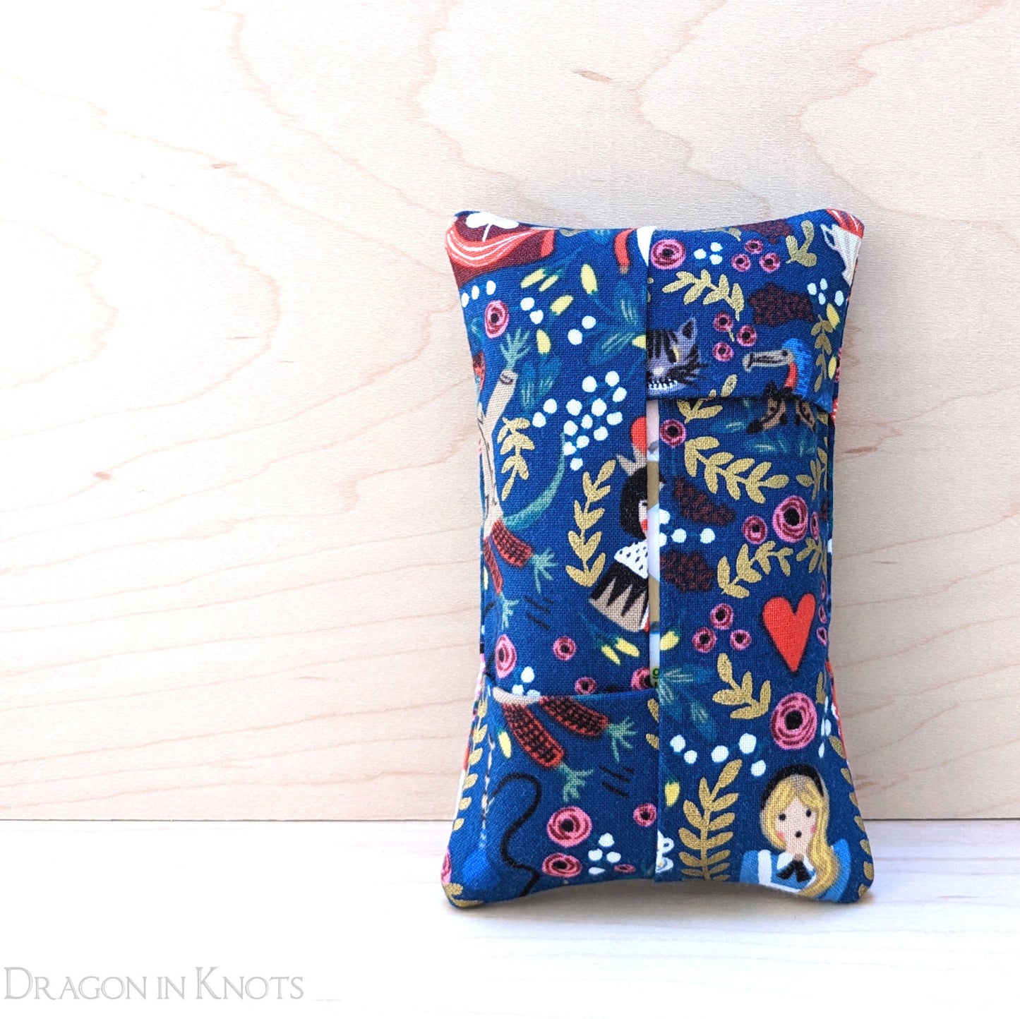 Wonderland Travel Tissue Holder - Dragon in Knots
