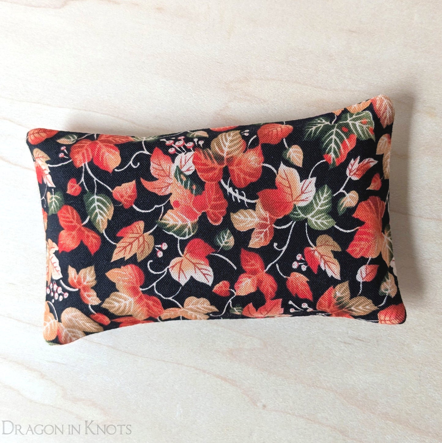 Black Geometric Pocket Tissue Holder - Dragon in Knots
