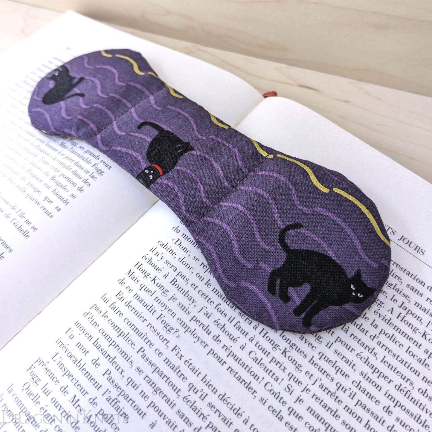 Black Cats on Purple Book Weight - Dragon in Knots