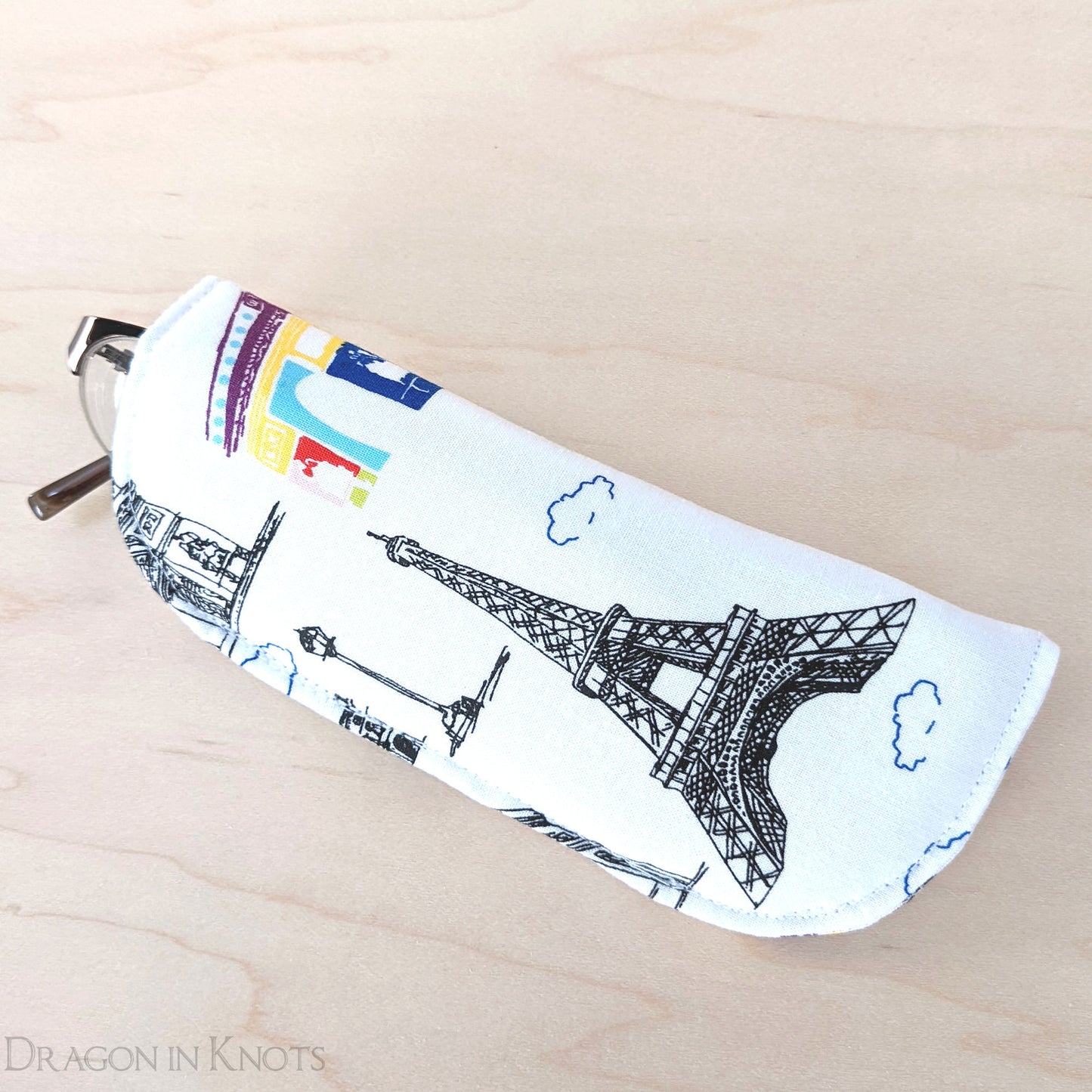 Eiffel Tower Soft Eyeglass Case - S - Dragon in Knots