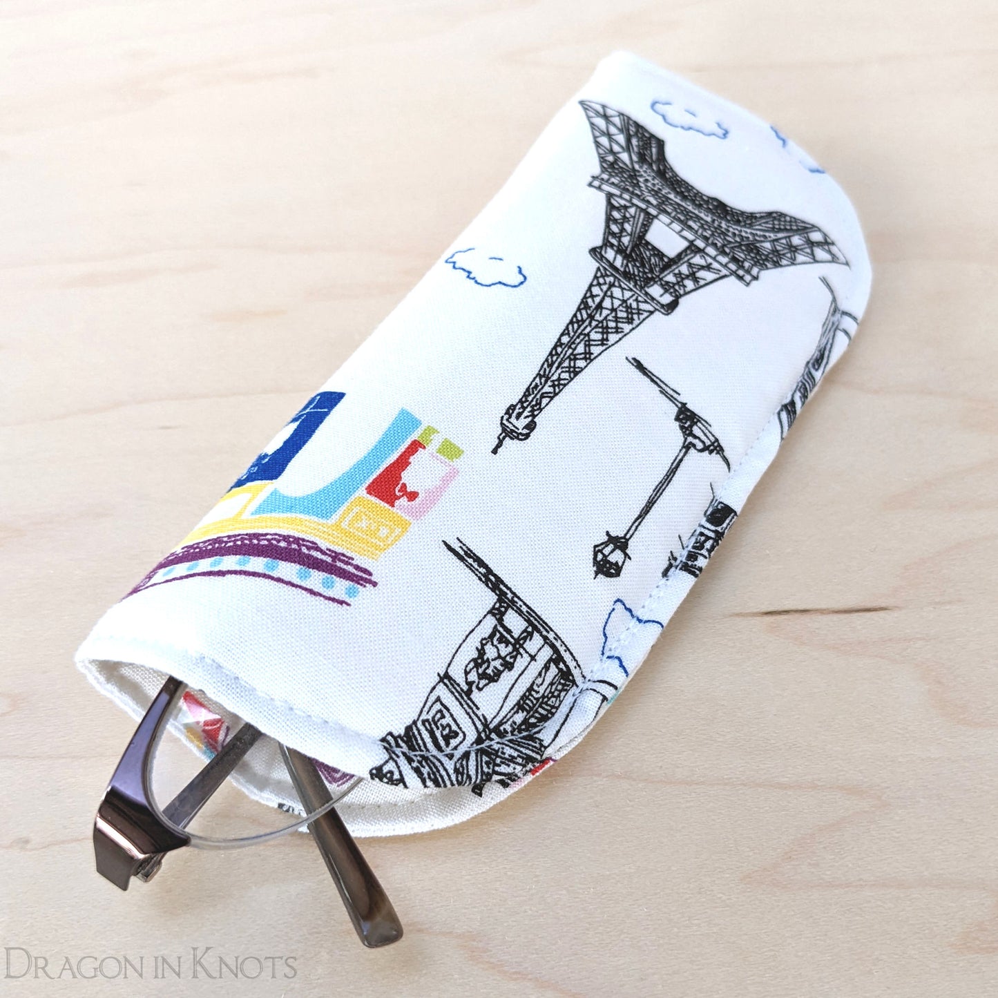 Eiffel Tower Soft Eyeglass Case - S - Dragon in Knots