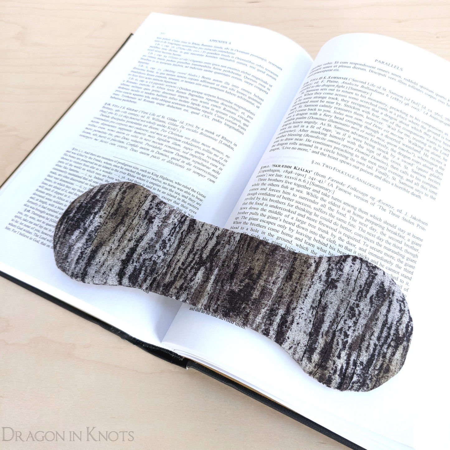 Striated Book Weight - Dragon in Knots