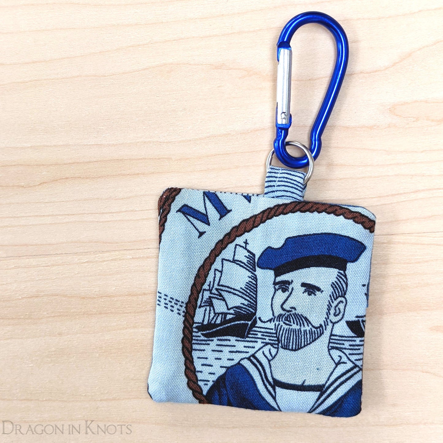 Bearded Sailor Earbud Pouch - Dragon in Knots