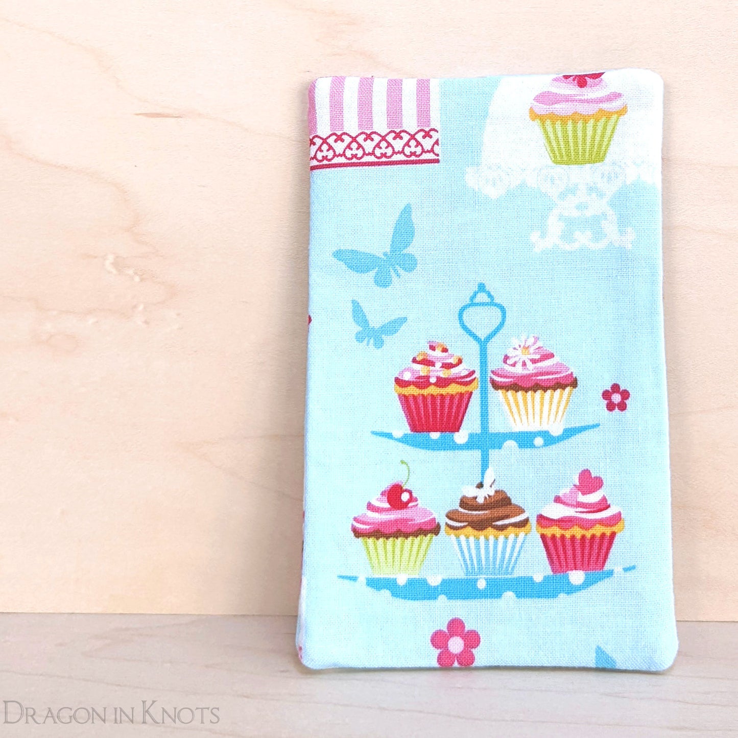 Cupcakes Pocket Tissue Holder - Dragon in Knots