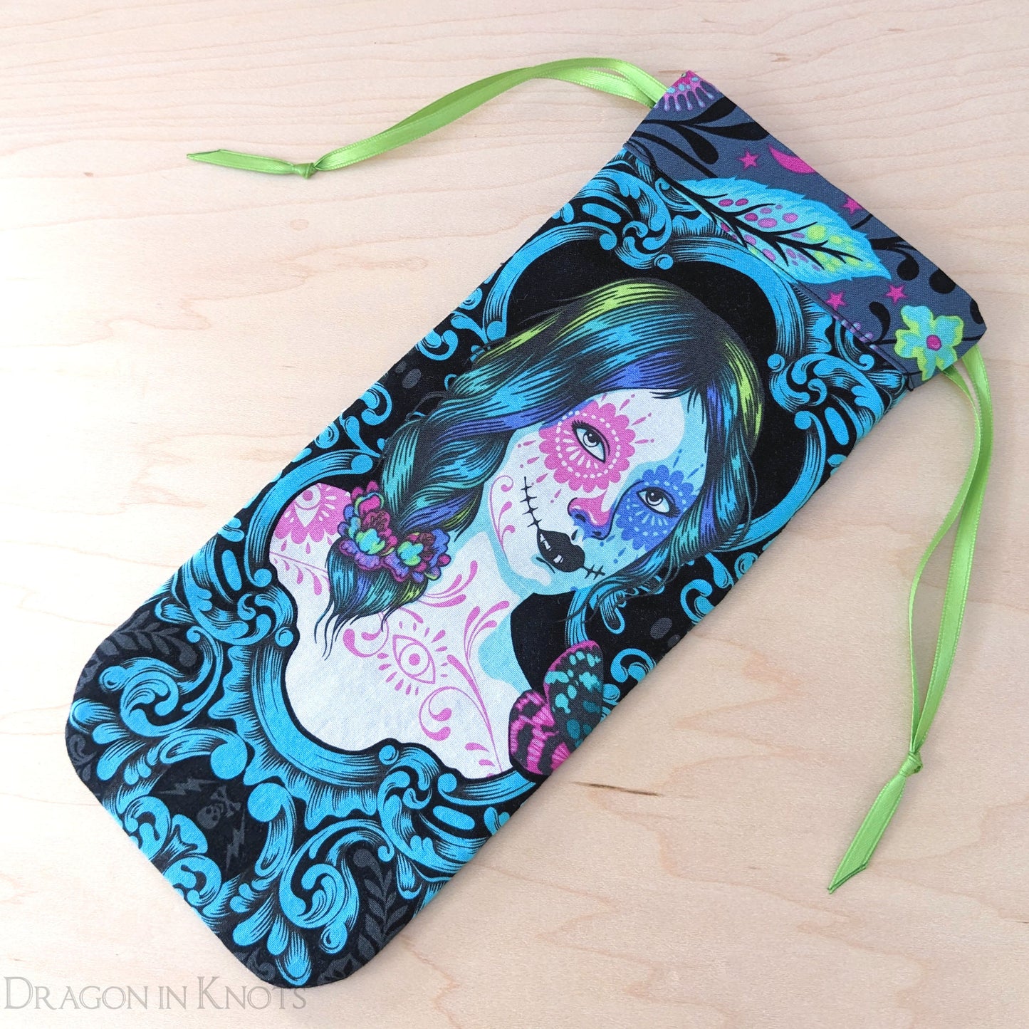 Day of the Dead Violin or Viola Shoulder Rest Bag - Dragon in Knots