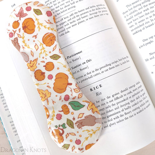 Harvest Squirrel Cookbook Weight - Dragon in Knots