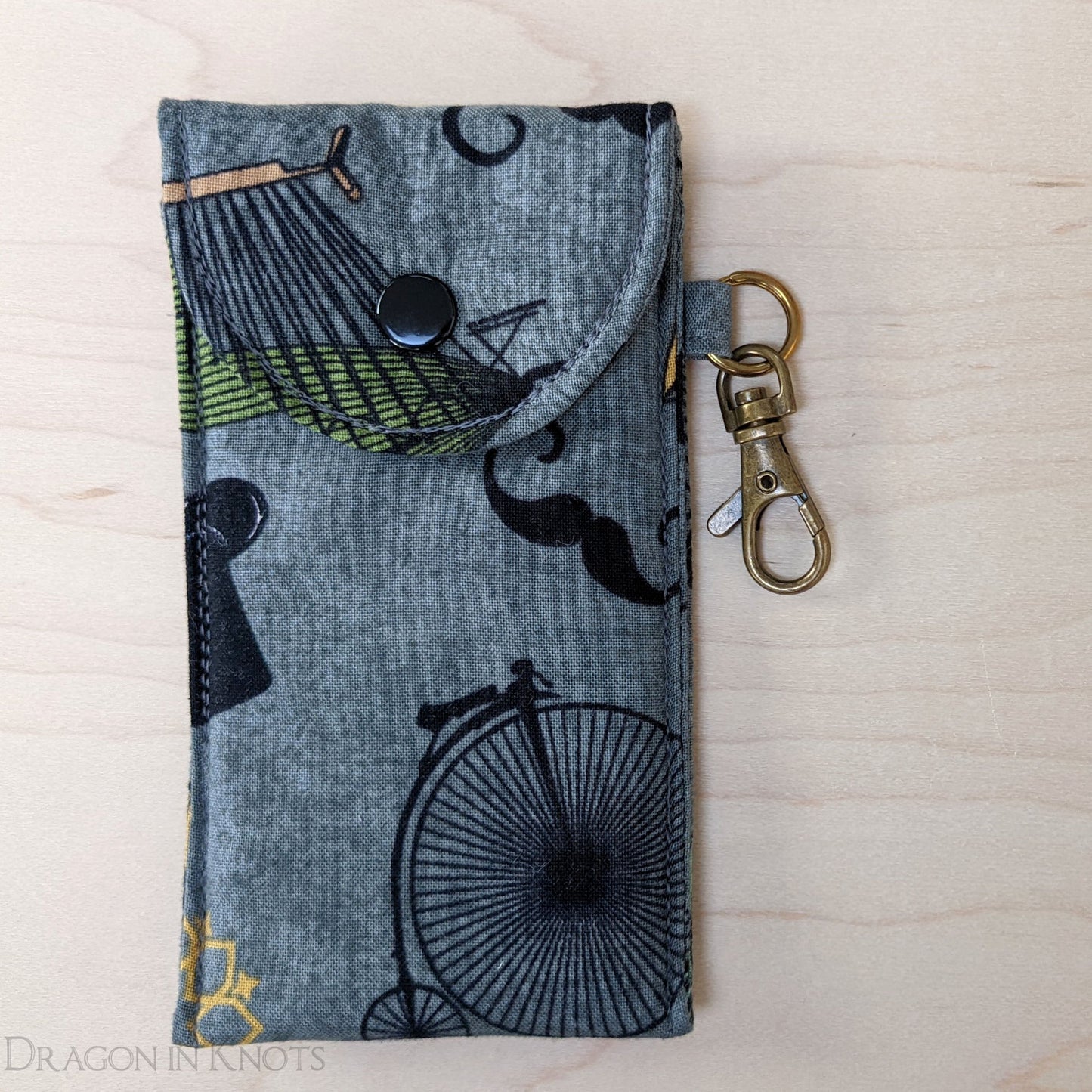 Take Flight - Tall Pouch for Lip Gloss or Pocket Knife - Dragon in Knots