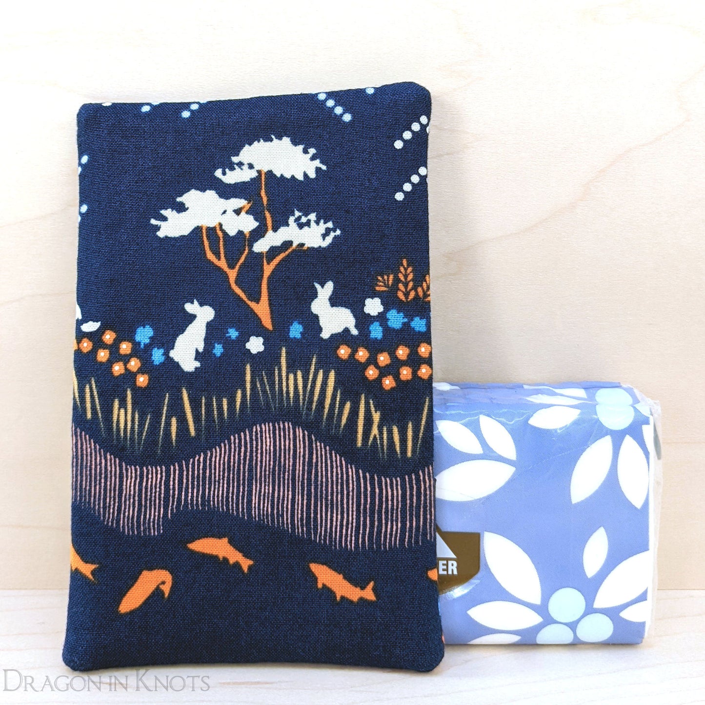 Honey Hill Pocket Tissue Holder - Dragon in Knots