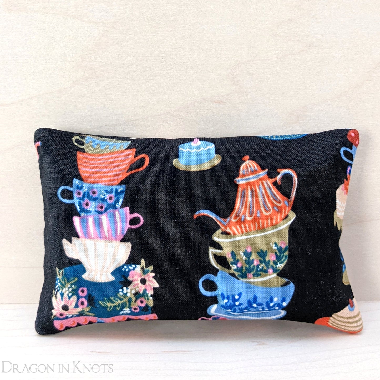 Alice at Tea Portable Tissue Case - Dragon in Knots