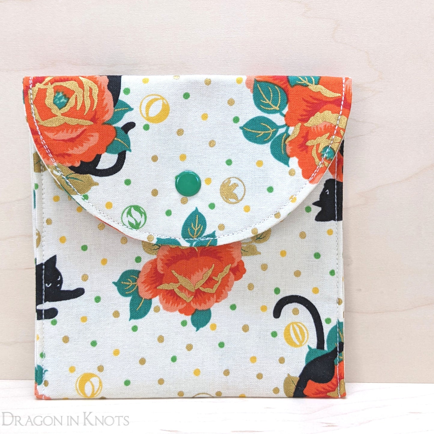 Cats and Roses 5" Accessory Pouch - Dragon in Knots