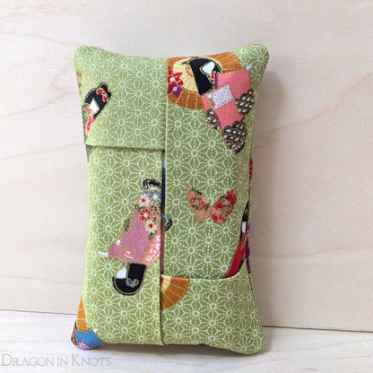 Girls in Kimonos Pocket Tissue Case - Dragon in Knots