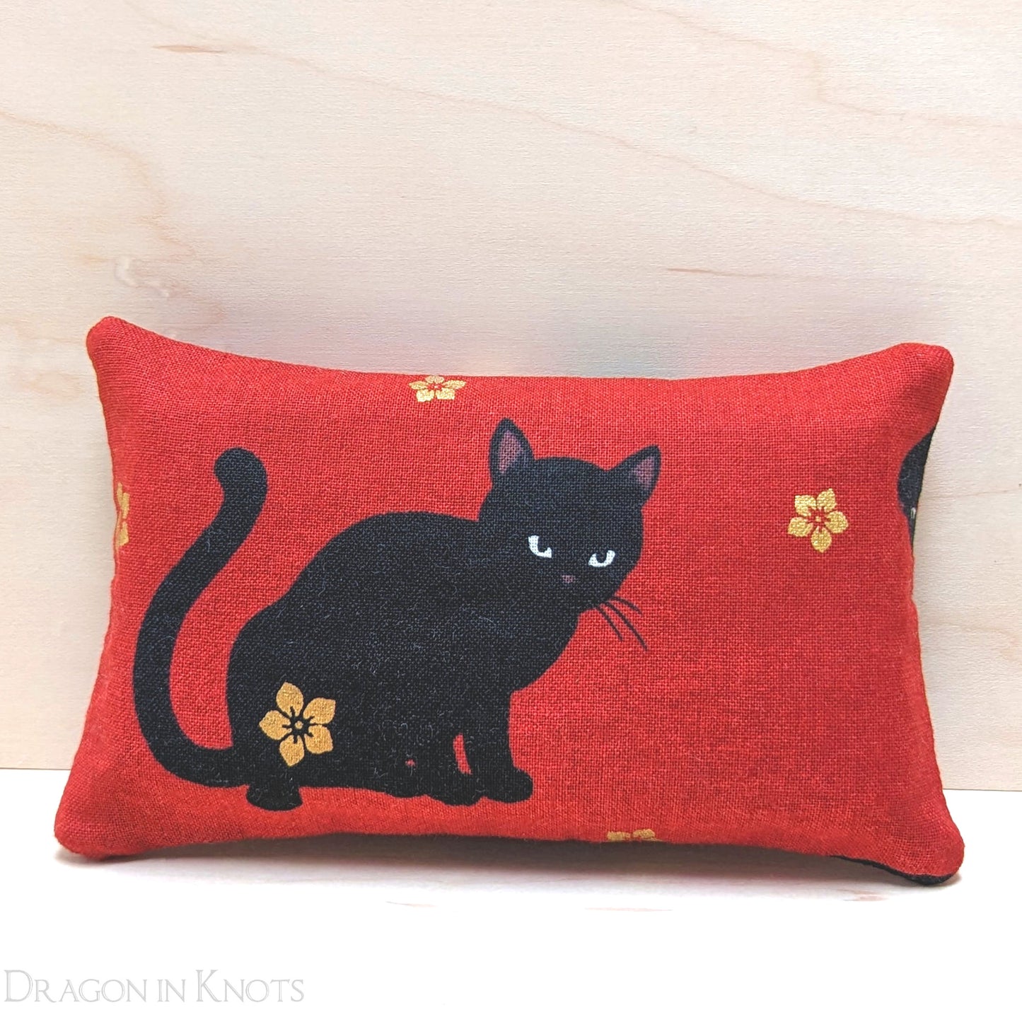 Black Cat To-Go Tissue Holder - Red - Dragon in Knots