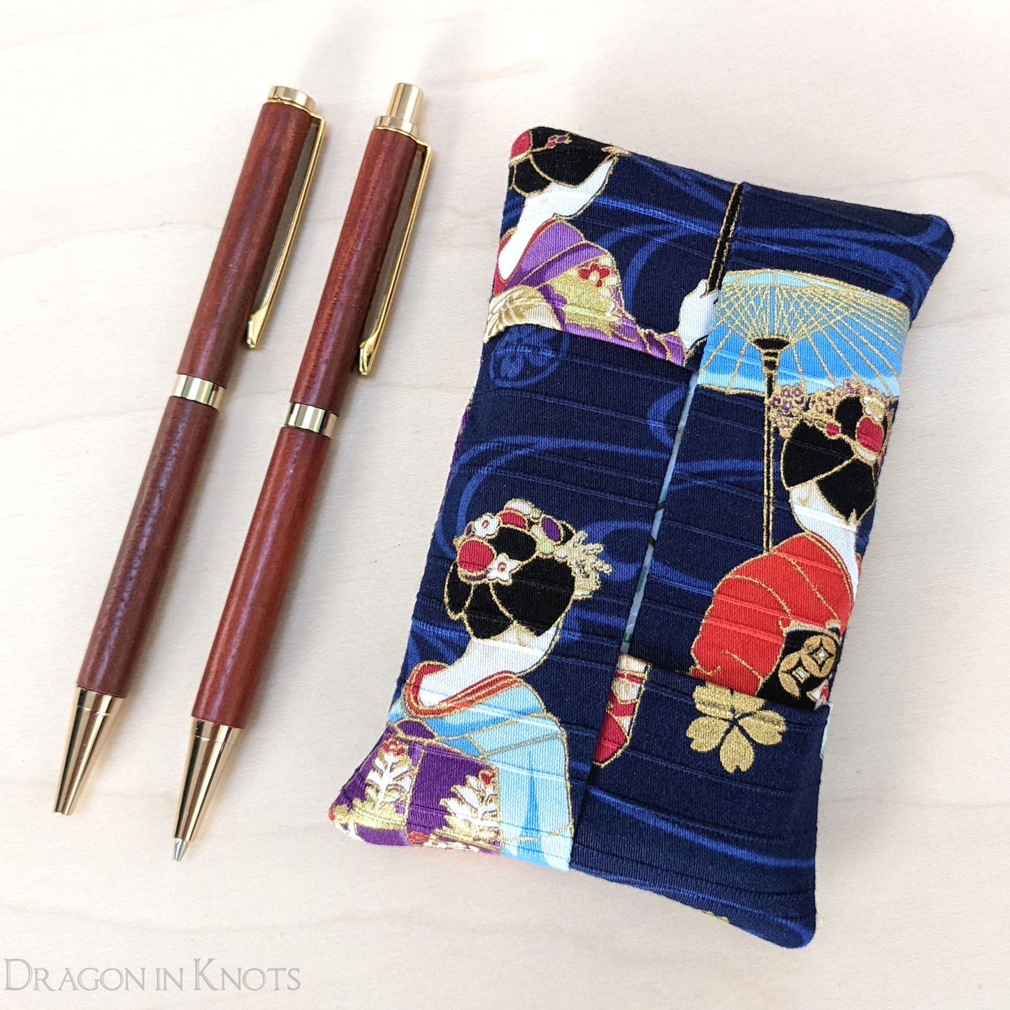 Geisha Pocket Tissue Holder - Dragon in Knots