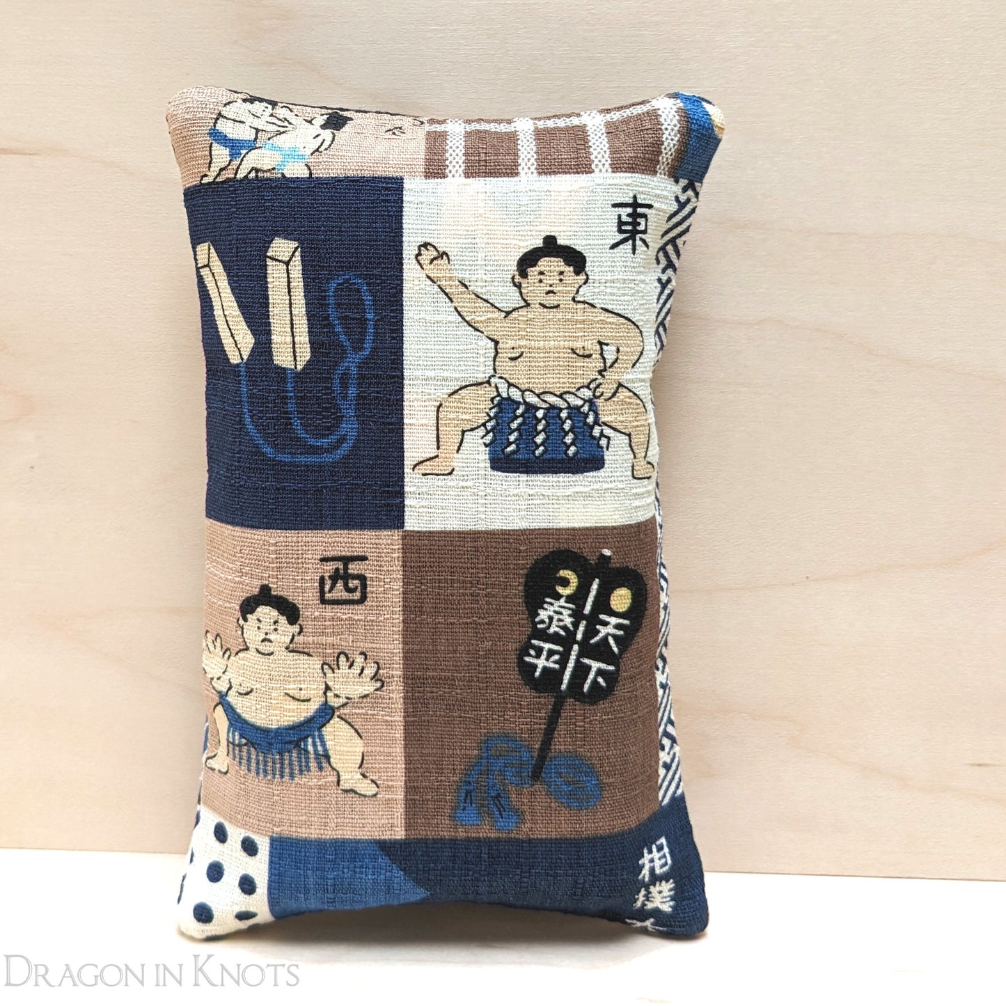 Sumo Wrestler To-Go Facial Tissue Case - Dragon in Knots