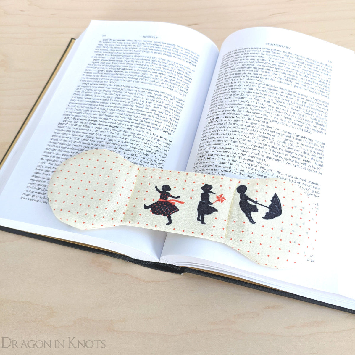 Windy Day Book Weight - Hands-free Reading Accessory – Dragon in Knots