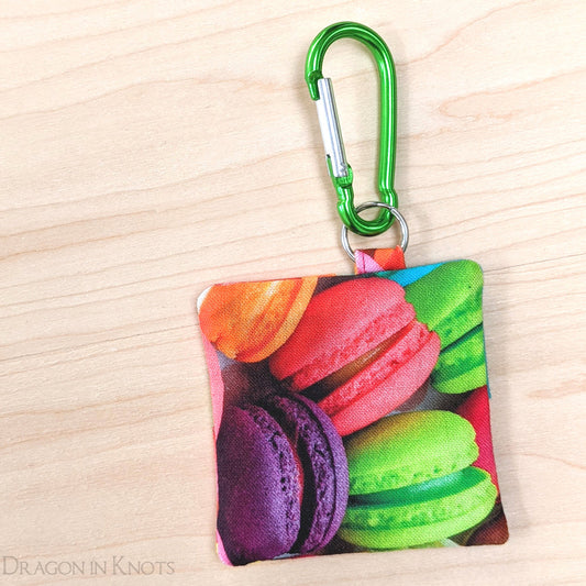 Macaron Earbud Holder - Dragon in Knots