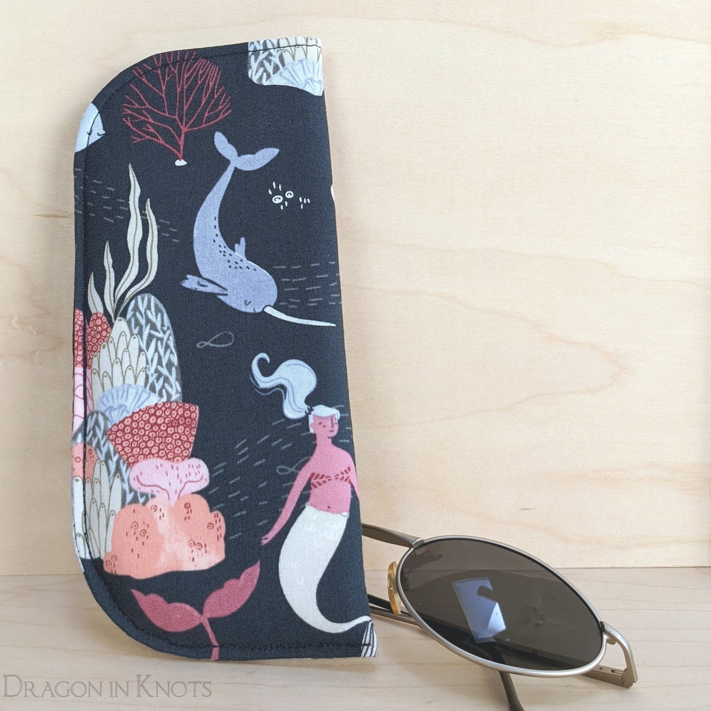 Ocean Animals Soft Eyeglass Case - S M - Dragon in Knots