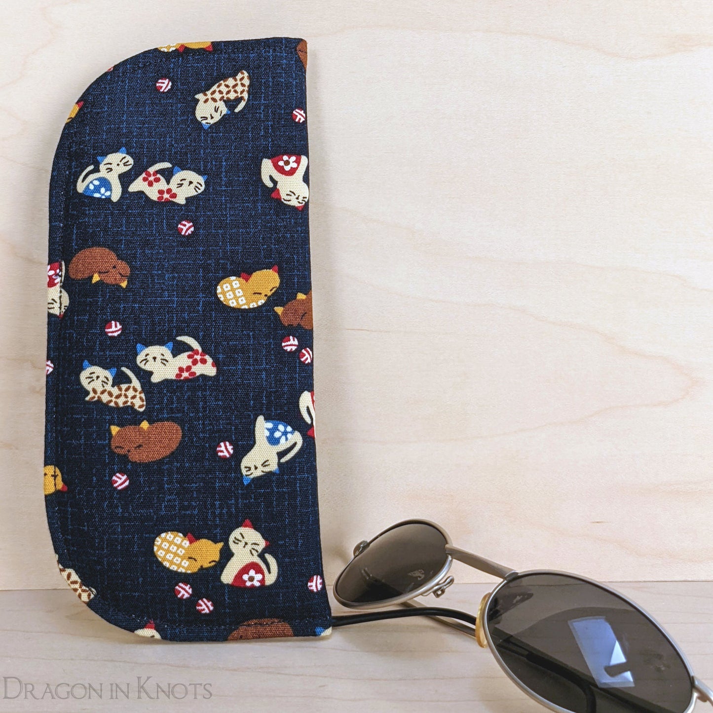 Kittens Dark Navy Blue Soft Eyeglass Case - M - Dragon in Knots