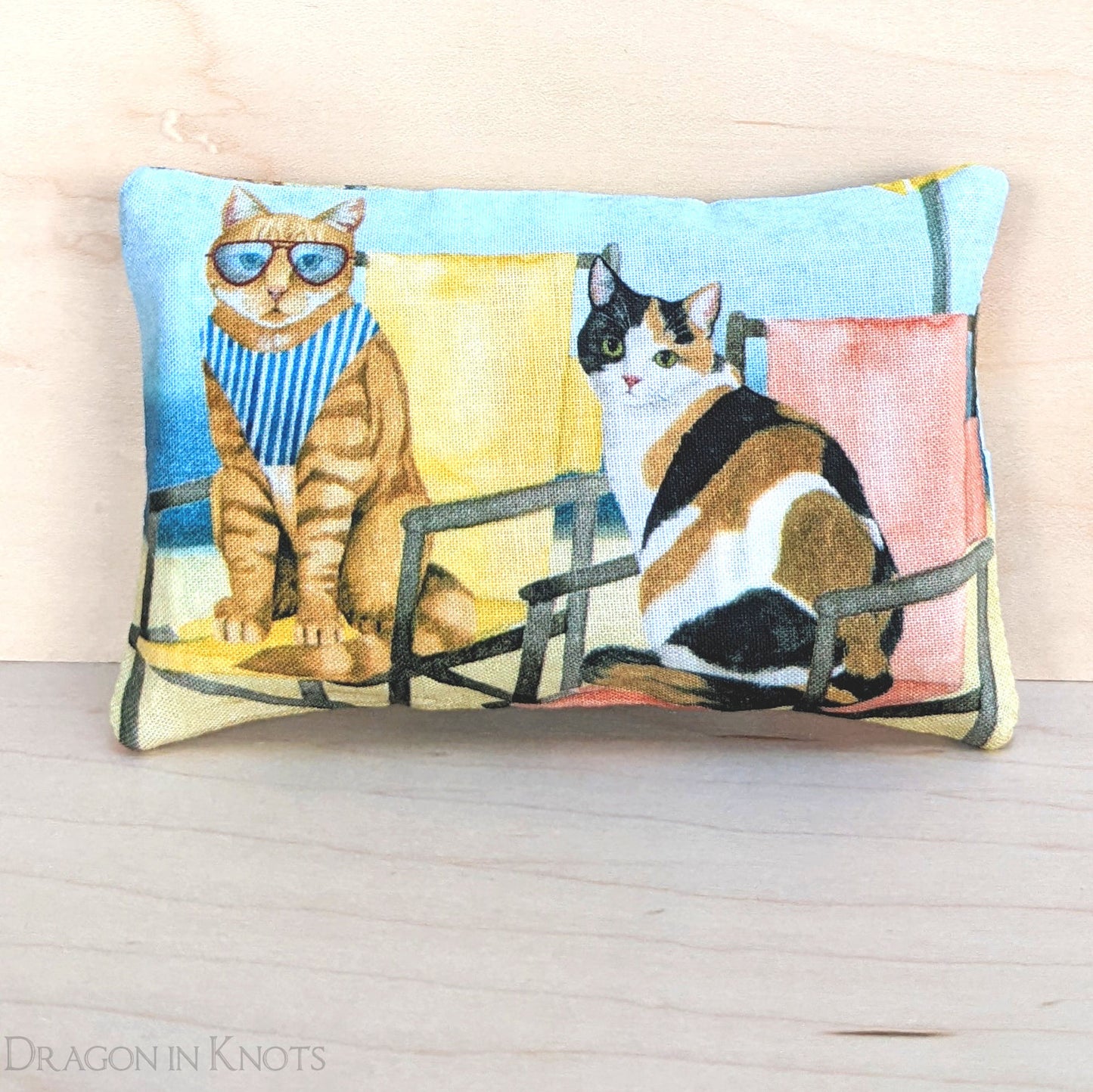 Beach Cats To-go Tissue Holder - Dragon in Knots