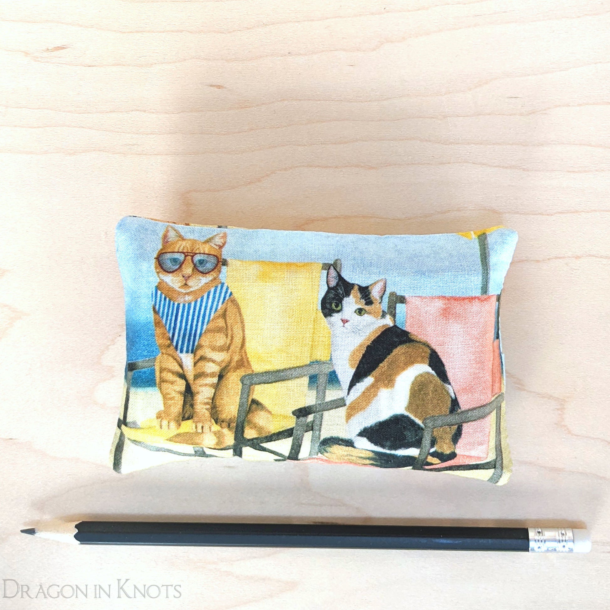 Beach Cats To-go Tissue Holder - Dragon in Knots