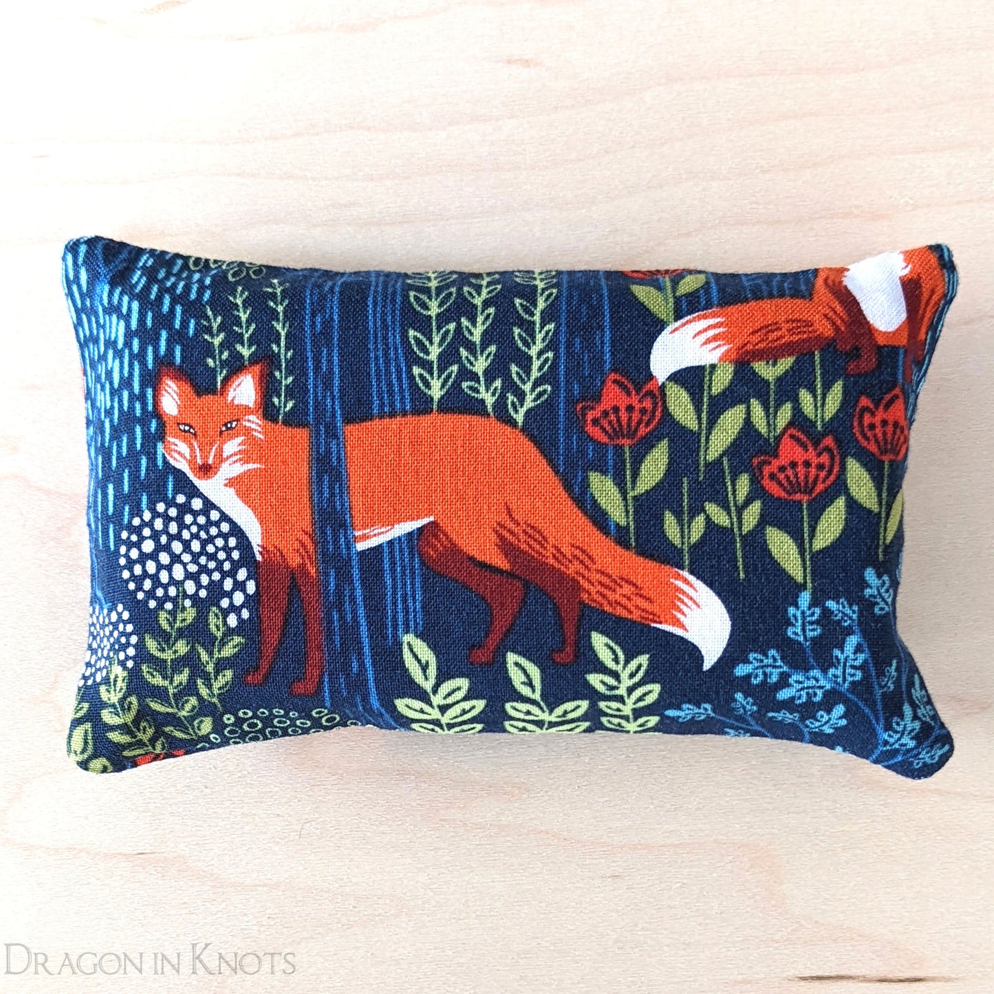 Fox Pocket Tissue Holder - Dragon in Knots handmade