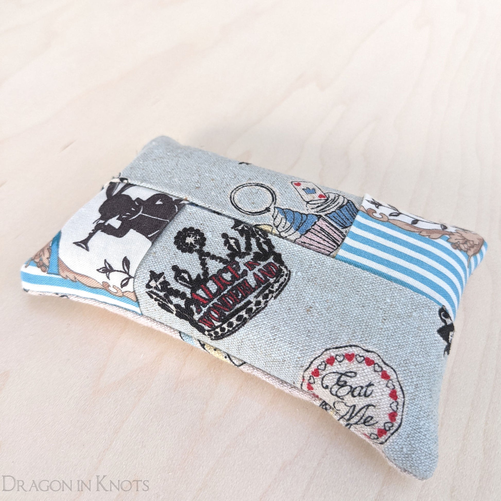 Alice Cotton Linen Pocket Tissue Holder - Dragon in Knots handmade