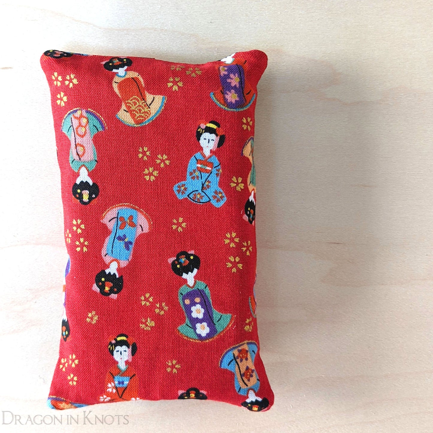 Maiko To-Go Tissue Holder - Dragon in Knots handmade