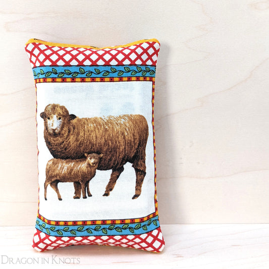 Sheep and Lamb To-Go Tissue Holder - Dragon in Knots